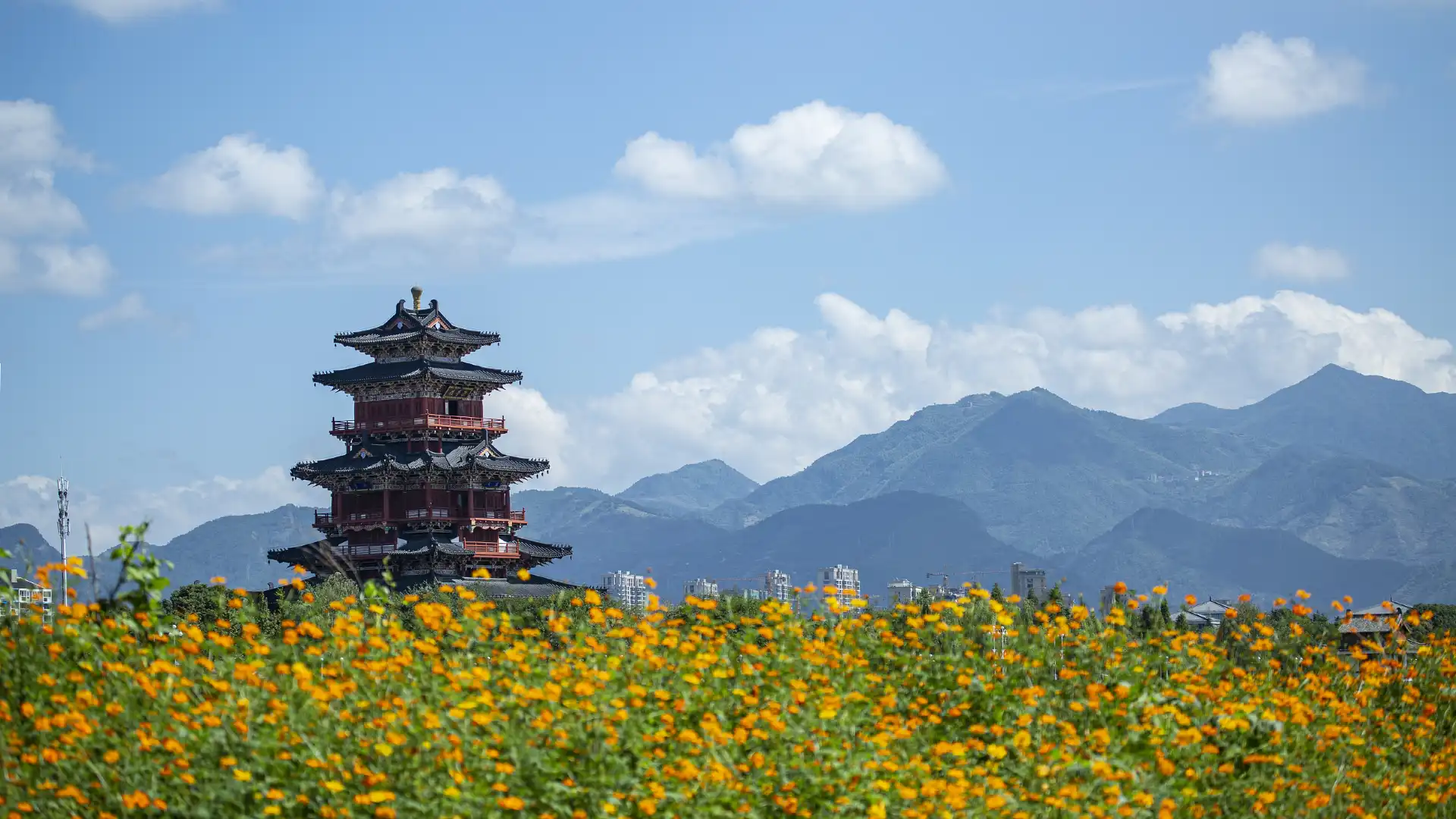 Hotels near Nanming Lake