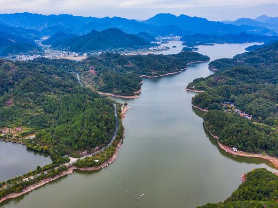 Tongji Lake