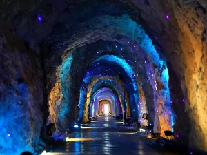 Zhuanxu Dragon Cave Scenic Area