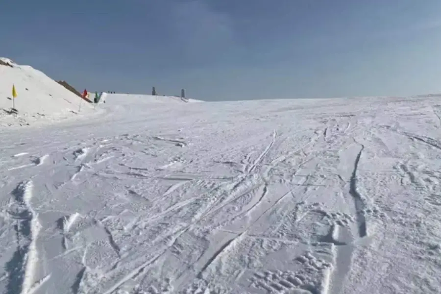 別有洞天滑雪場