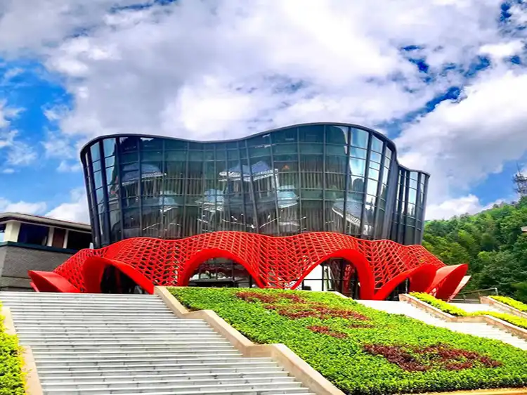 Hotels near Metaverse Jinggang Large VR Experience Center