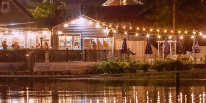 Wickford on the water