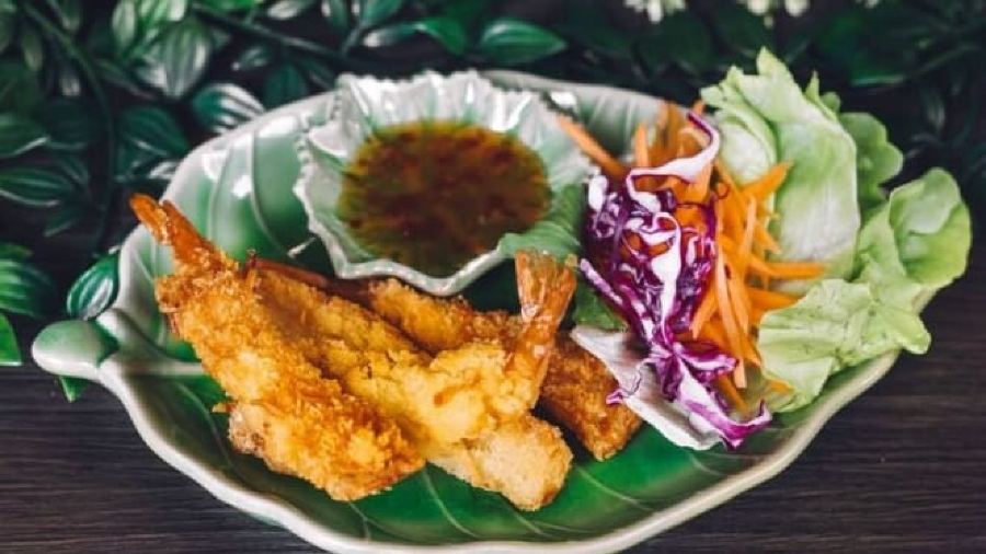 Surfers Paradise Thai Restaurant & Cafe