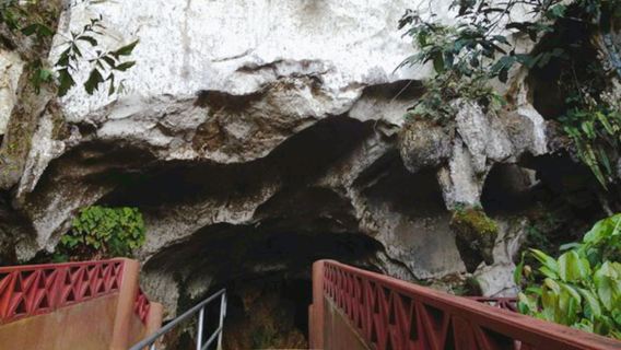 Fairy Caves