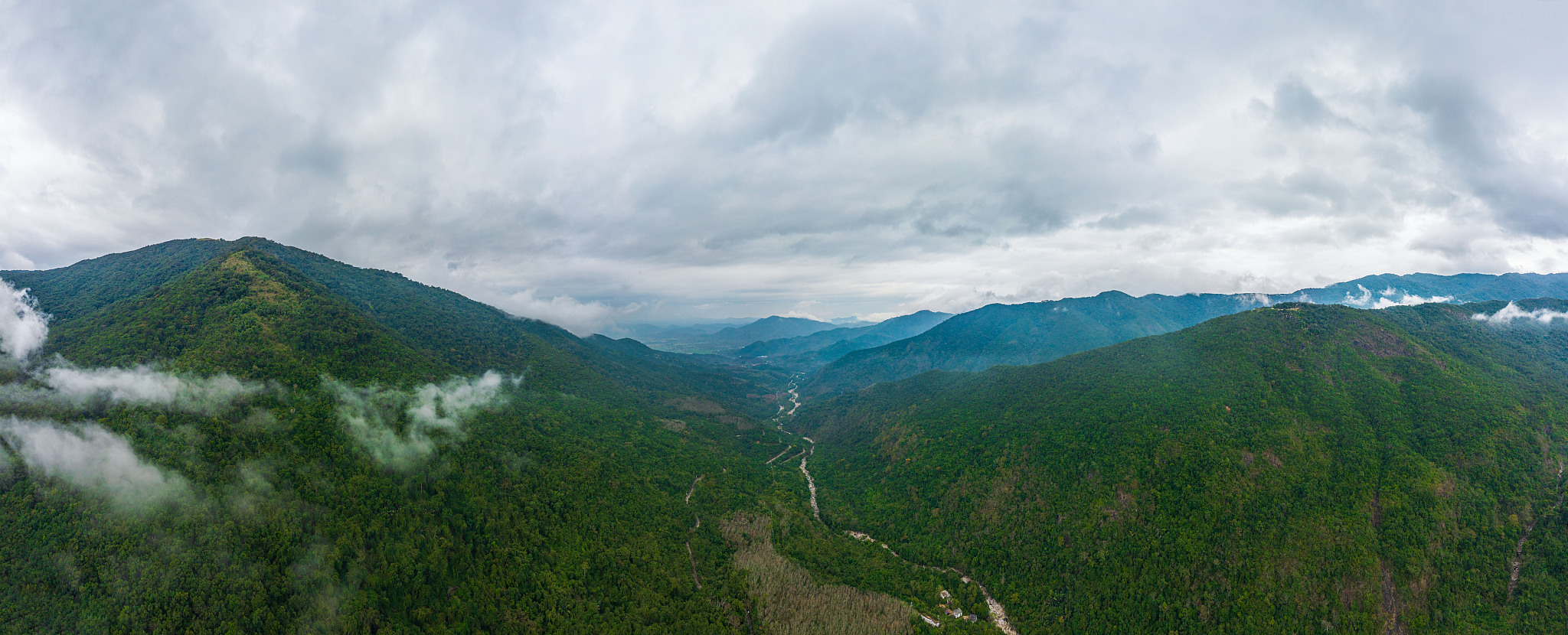 Yajia Scenic Area, Bawangling National Forest Park