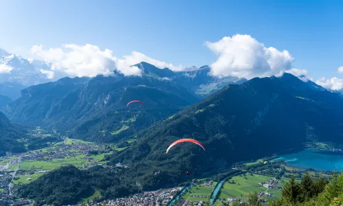 Paragliding in Interlaken