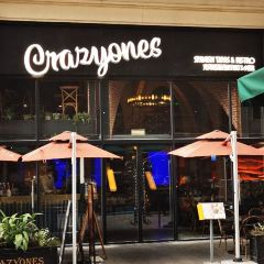 CRAZYONES ảnh của người dùng