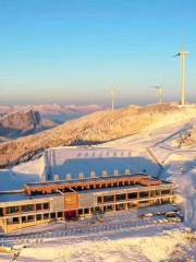 Международный лыжный парк в пяти пиках