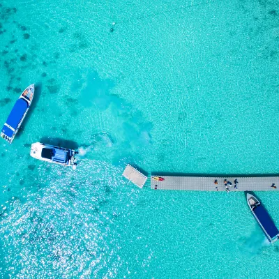 Hotels in Ziyaraifushi With Gyms