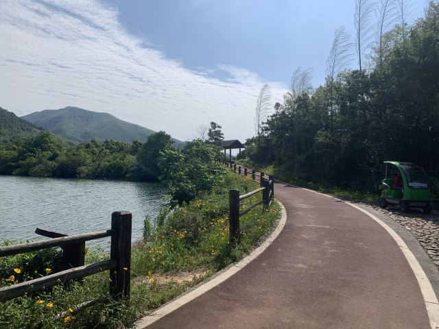 룽츠산(용지산) 자전거 공원