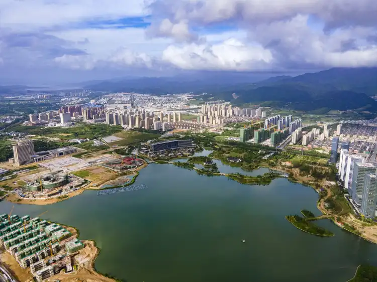 Hotels near Tianminghu Park