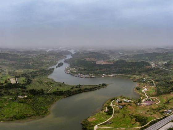 Longquan Lake