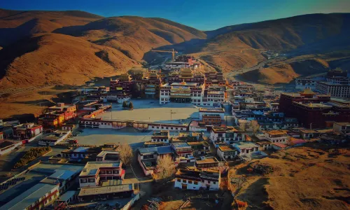 Letong Ancient Town · Qianhu Tibetan Village