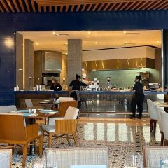 Axis Lounge At The DoubleTree By Hilton Melaka User Photo