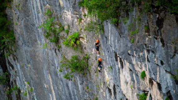 Three Gorges Tiankeng Countryside Park