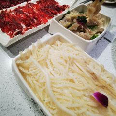 有牛在鲜·潮汕鲜牛肉火锅(佘山宝乐汇店) User Photo