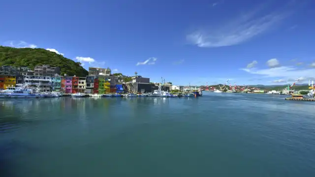 鄰近正濱漁港的酒店