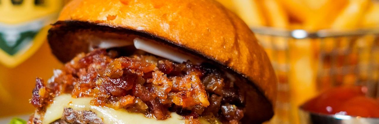 Clubhouse Kitchen & Bar