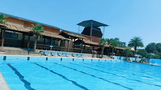 Nanchuanqu Weinisi Water Amusement Park