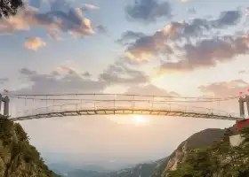 蒙山玻璃橋