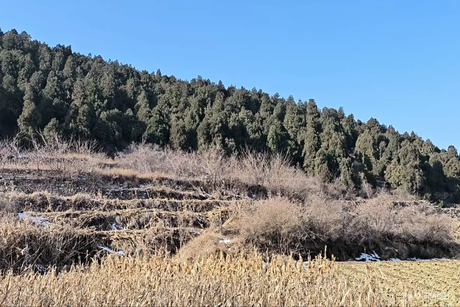 Pingyinshi'er Mountain