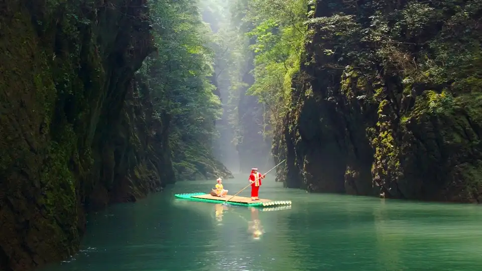 Hotels near Enshi Dixin Valley Scenic Spot