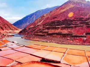 Xizang Yanjing Millennium Ancient Salt Field