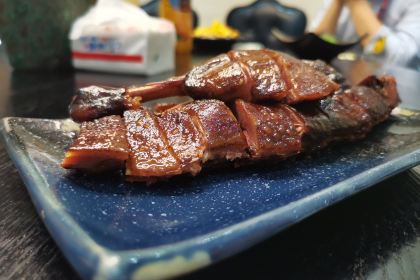 XUN WU SHUI YAN CAN TING