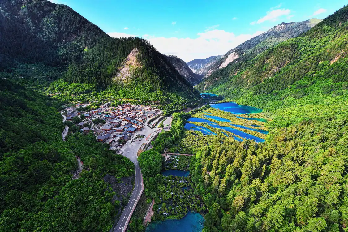 Hotels near Shuzhengzhai