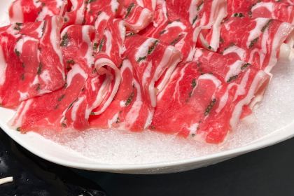 SHEN RONG AO MEN DOU LAO FANG