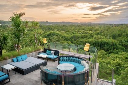 Unique Rooftop Bar & Restaurant