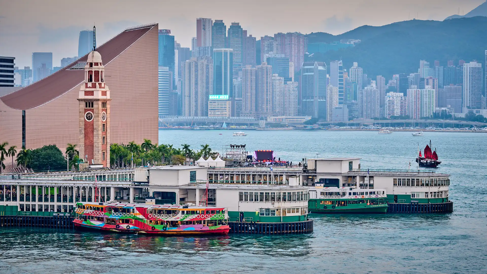 Hotels near Star Ferry Pier