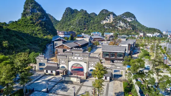 玩水避暑