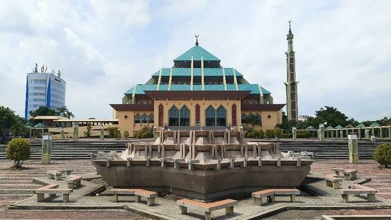 Grand Mosque of Batam