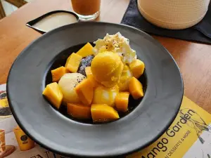 The Mango Garden