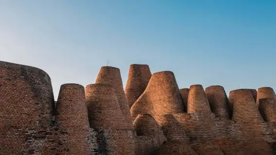 [Private car tour] Maitreya East Wind Charm + Jinping Mountain Maitreya Buddha one-day tour