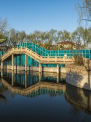 Zheng Xing Park (Southwest Gate)