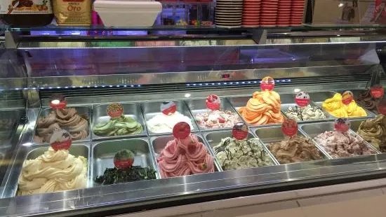 Ferretti Gelato E Caffe