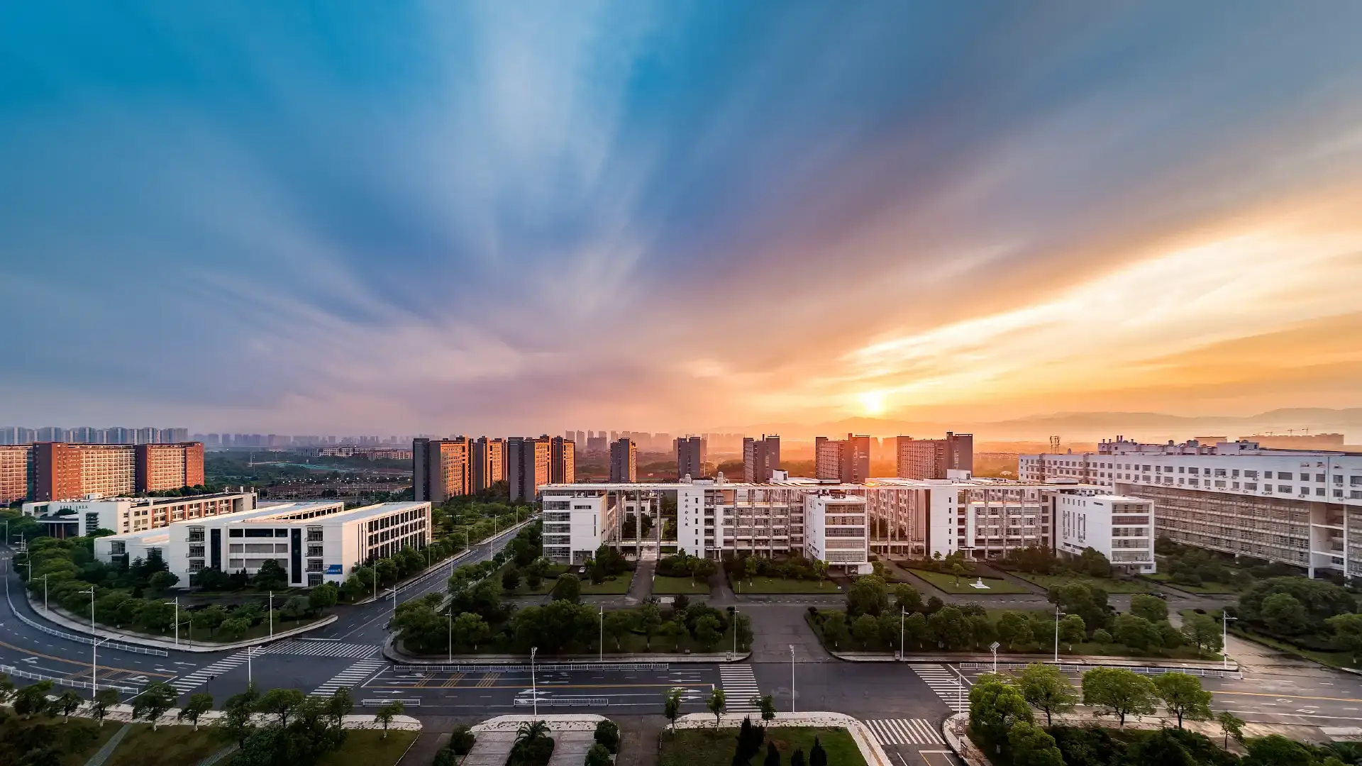 Hotels near Nanchang University (Qianhu Campus)