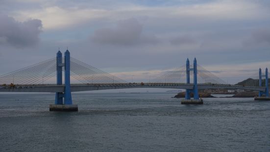 三礁江大桥是连接着&ldquo;东海渔场&rdquo;嵊山岛