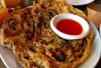 Tong Tem Toh User Photo