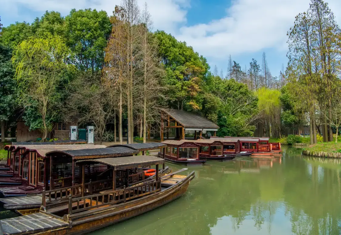 퉁리 습지공원 주변 호텔