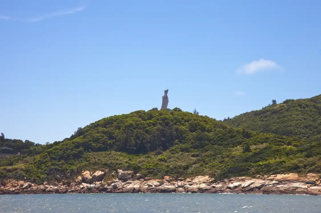 Hotels near Statue of Mazu