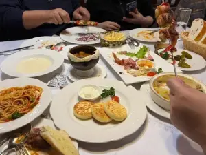 KJ's Restaurant