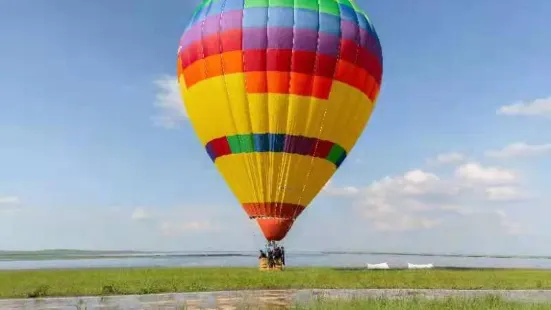 呼和諾爾草原旅遊區