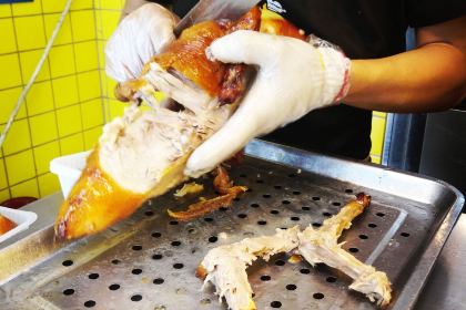 鸭舞优北京烤鸭(建设路店)