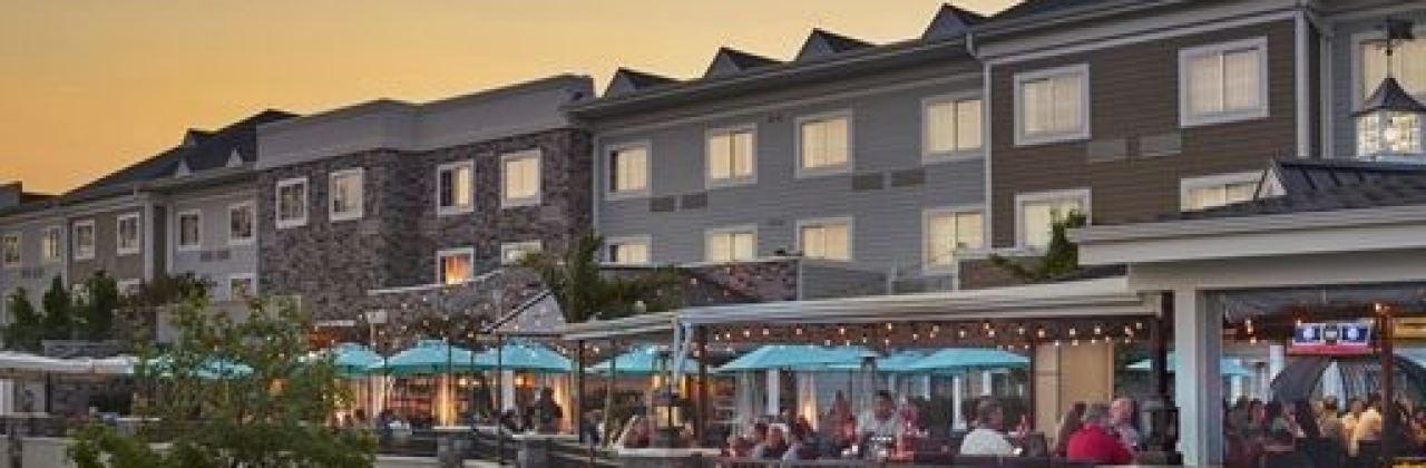 Tavola Restaurant + Bar