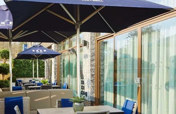 The Oxen Bar & Grill