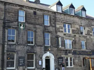 The Queens Head Hotel