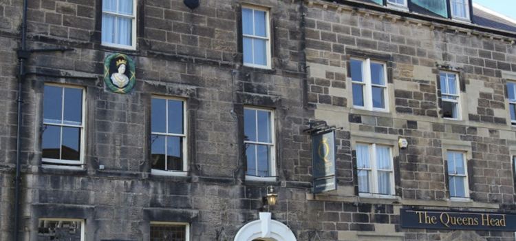The Queens Head Hotel